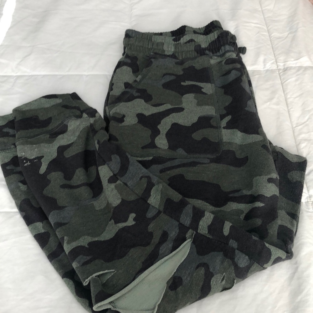Express Distressed Camo Joggers